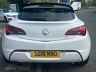 Used 2016 Vauxhall Astra Gtc Limited Edition White - Interior and Exterior details 9