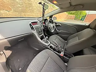 Used 2016 Vauxhall Astra Gtc Sport White - Interior and Exterior details 14
