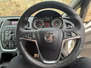 Used 2016 Vauxhall Astra Gtc Sport White - Interior and Exterior details 17