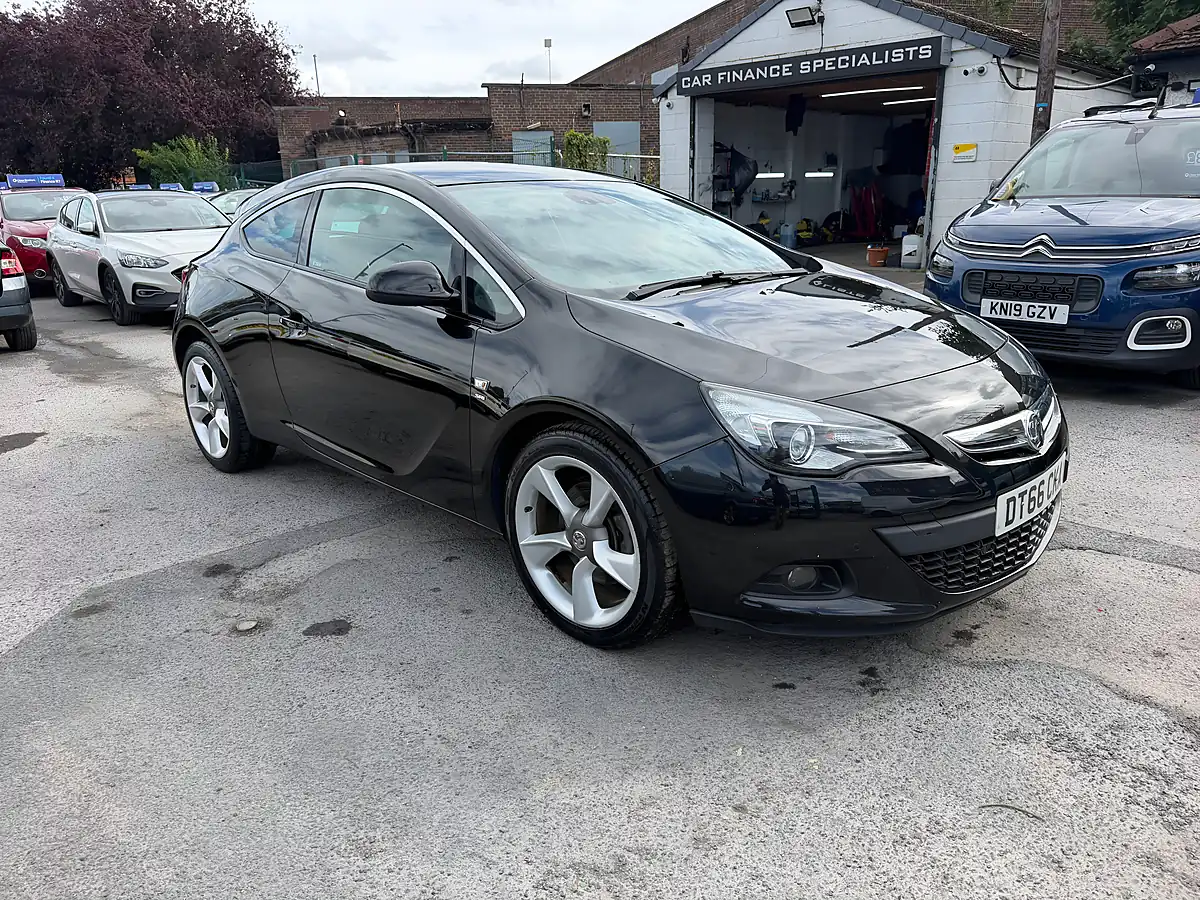 Used 2016 Vauxhall Astra Gtc Sri Black - Interior and Exterior details 9