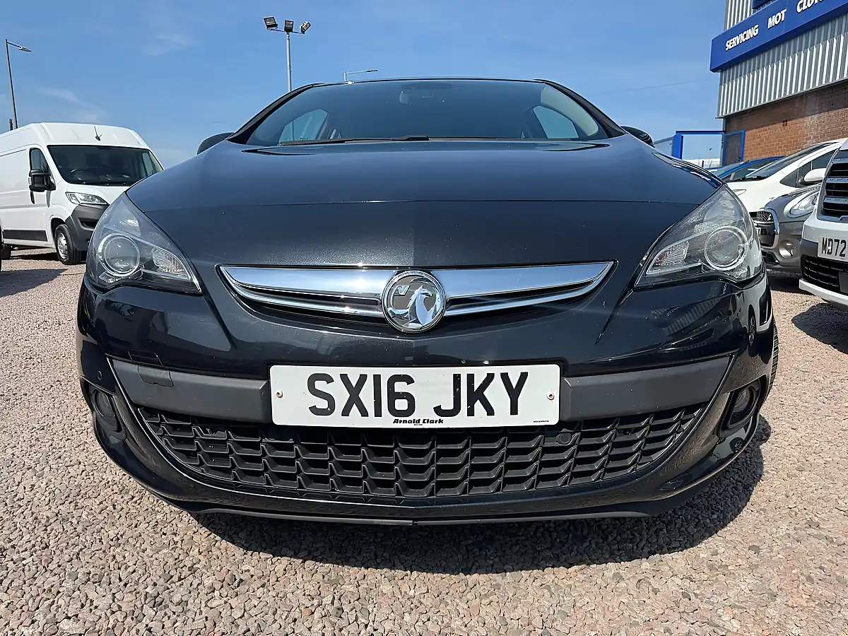 Used 2016 Vauxhall Astra Gtc Sri Black - Interior and Exterior details 10