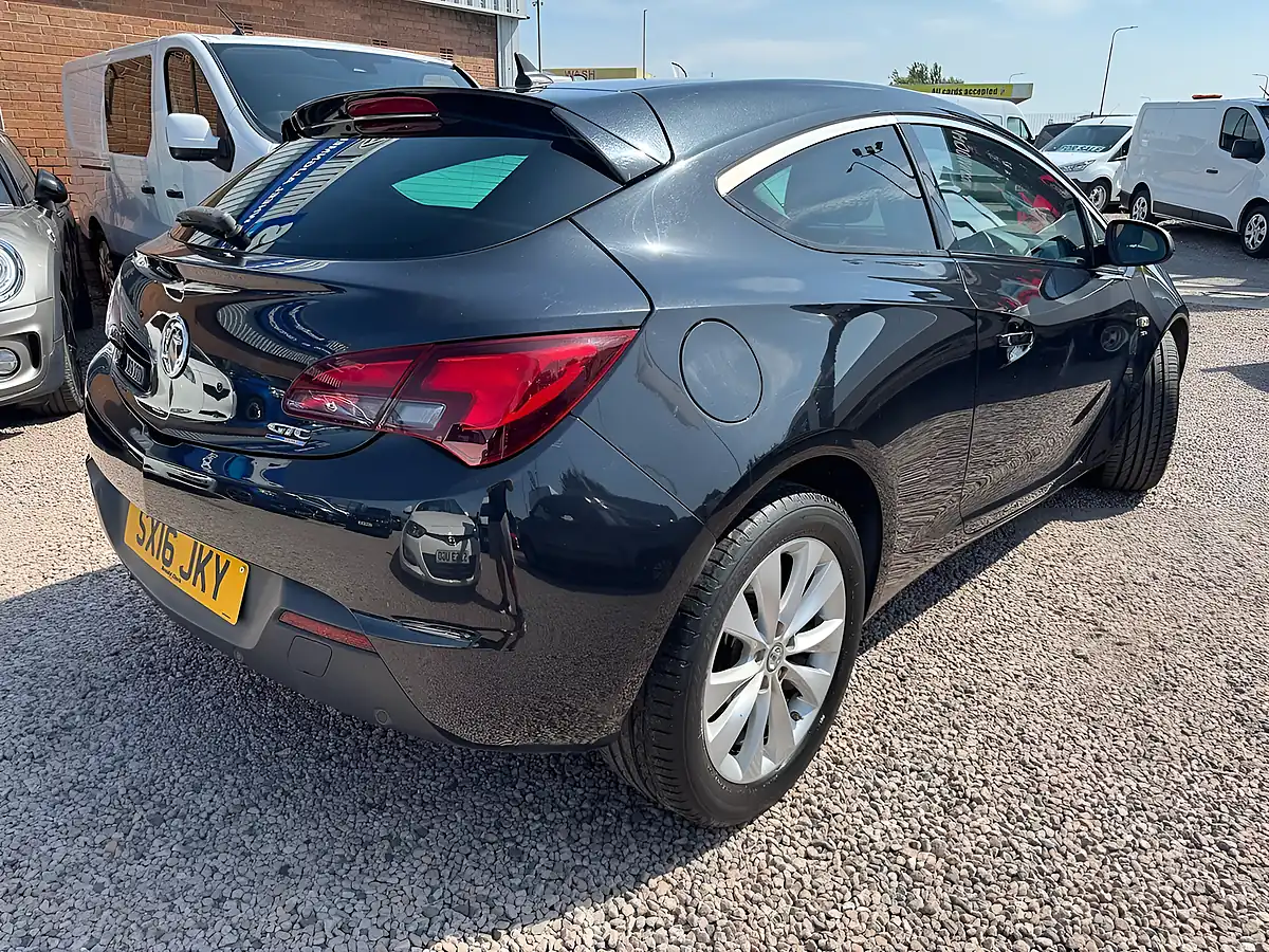 Used 2016 Vauxhall Astra Gtc Sri Black - Interior and Exterior details 9