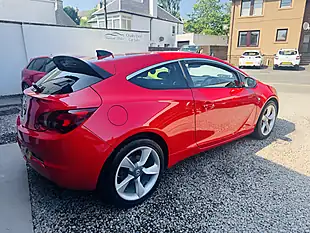 Used 2016 Vauxhall Astra Gtc Sri Red - Interior and Exterior details 4