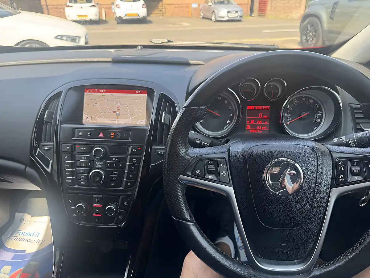 Used 2016 Vauxhall Astra Gtc Sri Red - Interior and Exterior details 6