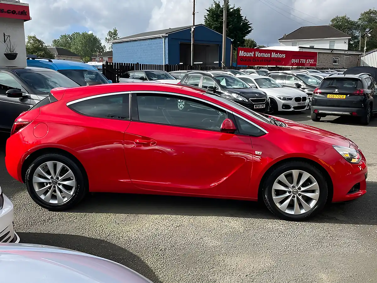 Used 2016 Vauxhall Astra Gtc Sri Red - Interior and Exterior details 10