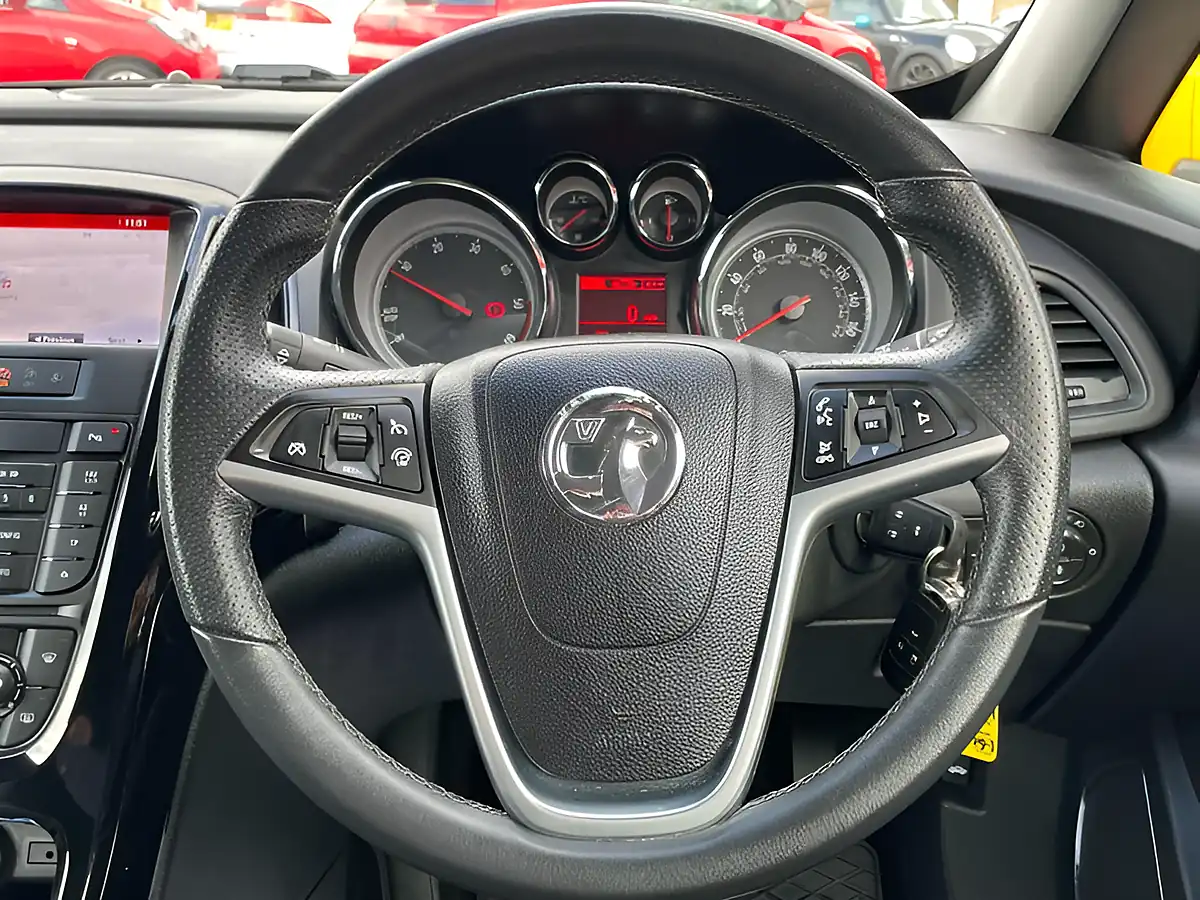 Used 2016 Vauxhall Astra Gtc Sri Red - Interior and Exterior details 18