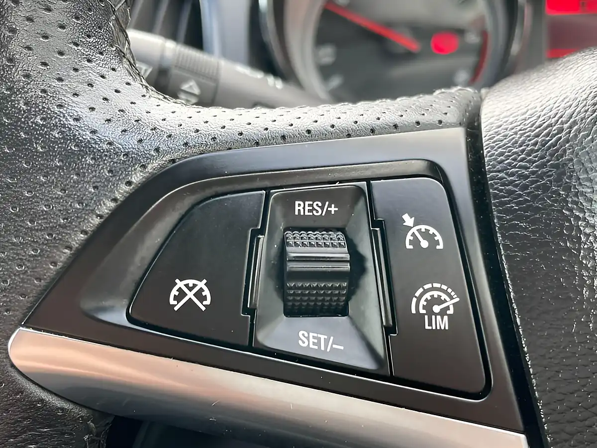 Used 2016 Vauxhall Astra Gtc Sri Red - Interior and Exterior details 20