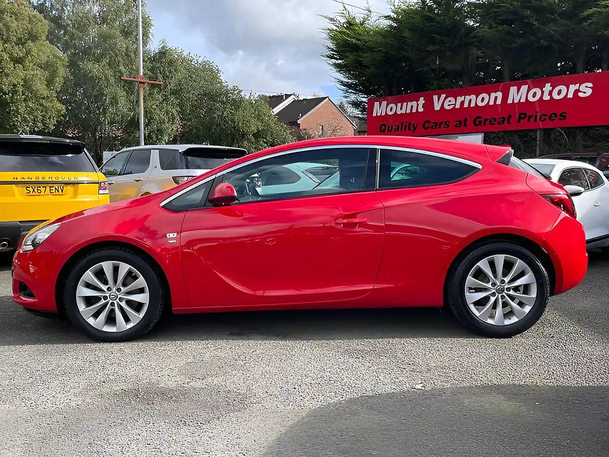 Used 2016 Vauxhall Astra Gtc Sri Red - Interior and Exterior details 5