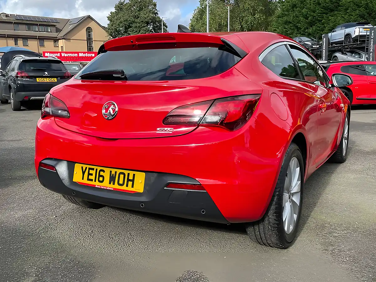 Used 2016 Vauxhall Astra Gtc Sri Red - Interior and Exterior details 9