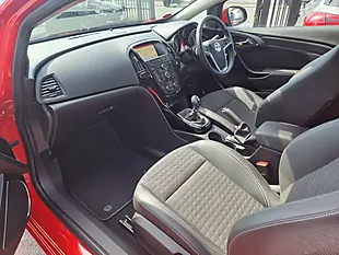 Used 2016 Vauxhall Astra Gtc Sri Red - Interior and Exterior details 16
