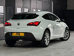 Used 2016 Vauxhall Astra Gtc Sri White - Interior and Exterior details 11