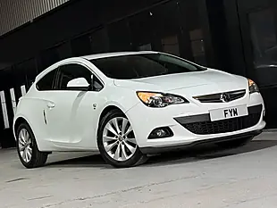 Used 2016 Vauxhall Astra Gtc Sri White - Interior and Exterior details 17