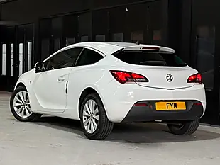 Used 2016 Vauxhall Astra Gtc Sri White - Interior and Exterior details 5