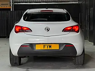 Used 2016 Vauxhall Astra Gtc Sri White - Interior and Exterior details 8