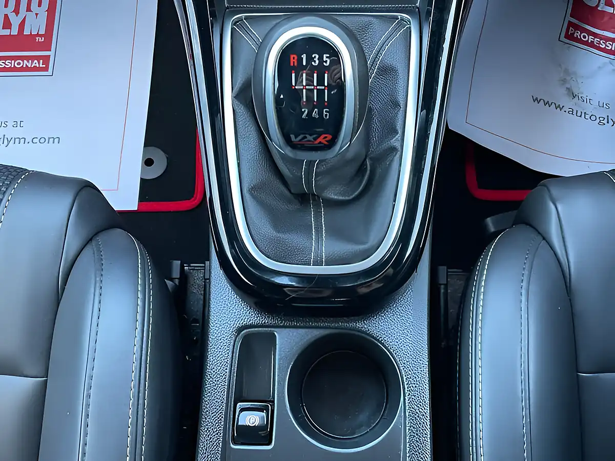 Used 2016 Vauxhall Astra Gtc Vxr White - Interior and Exterior details 17