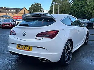 Used 2016 Vauxhall Astra Gtc Vxr White - Interior and Exterior details 6