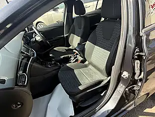 Used 2016 Vauxhall Astra Sri Black - Interior and Exterior details 12