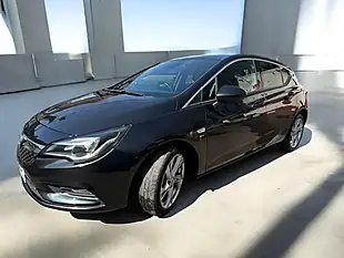 Used 2016 Vauxhall Astra Sri Black - Interior and Exterior details 7