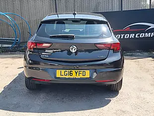 Used 2016 Vauxhall Astra Sri Black - Interior and Exterior details 7