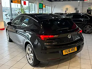 Used 2016 Vauxhall Astra Sri Black - Interior and Exterior details 7
