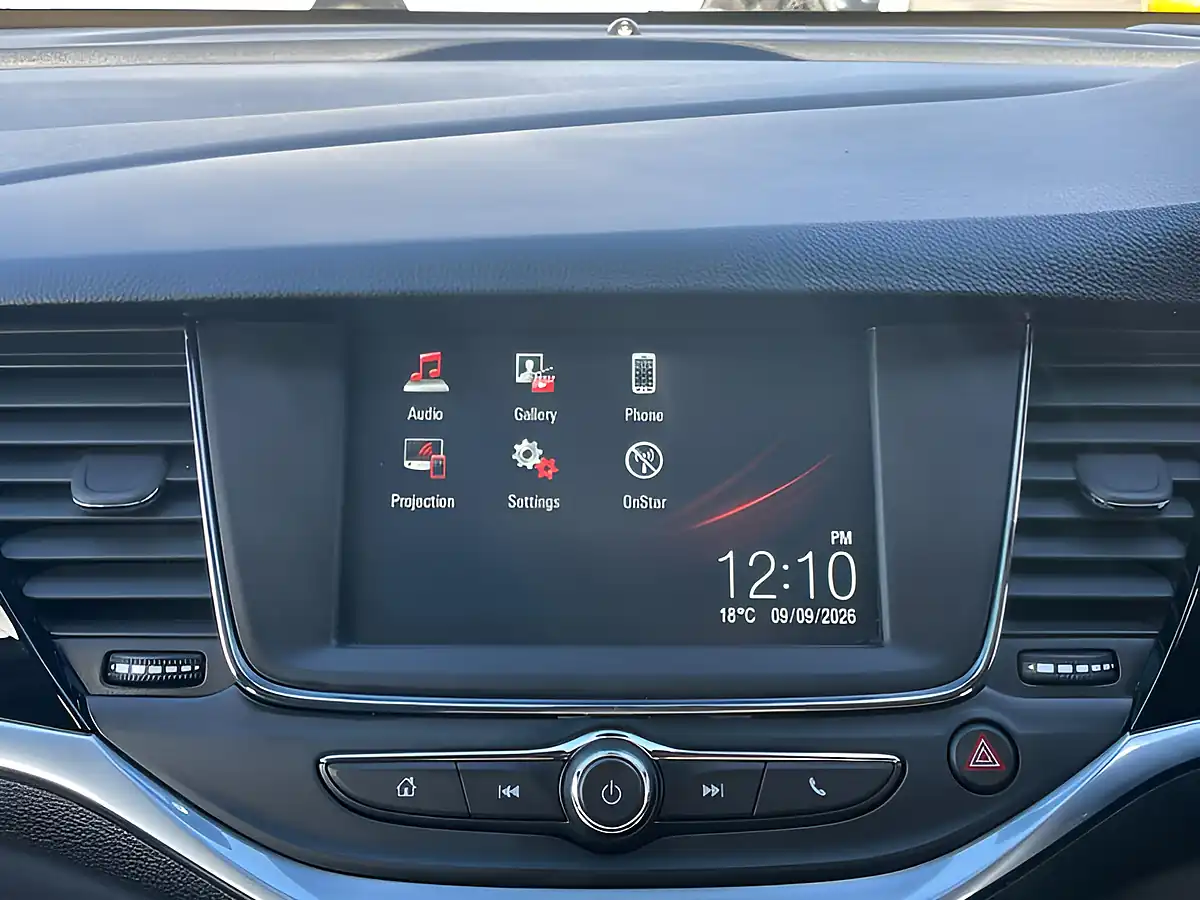 Used 2016 Vauxhall Astra Sri Black - Interior and Exterior details 16