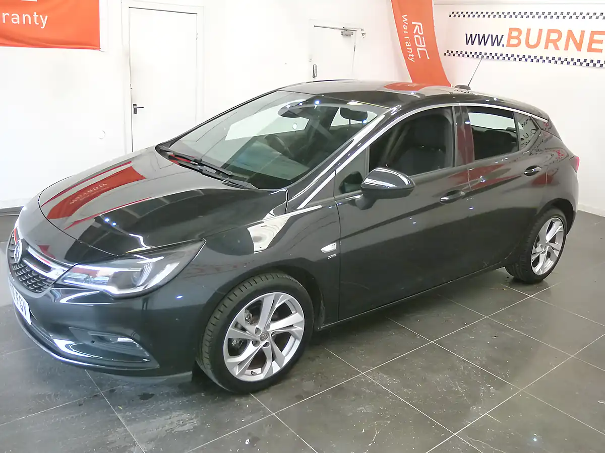 Used 2016 Vauxhall Astra Sri Black - Interior and Exterior details 11