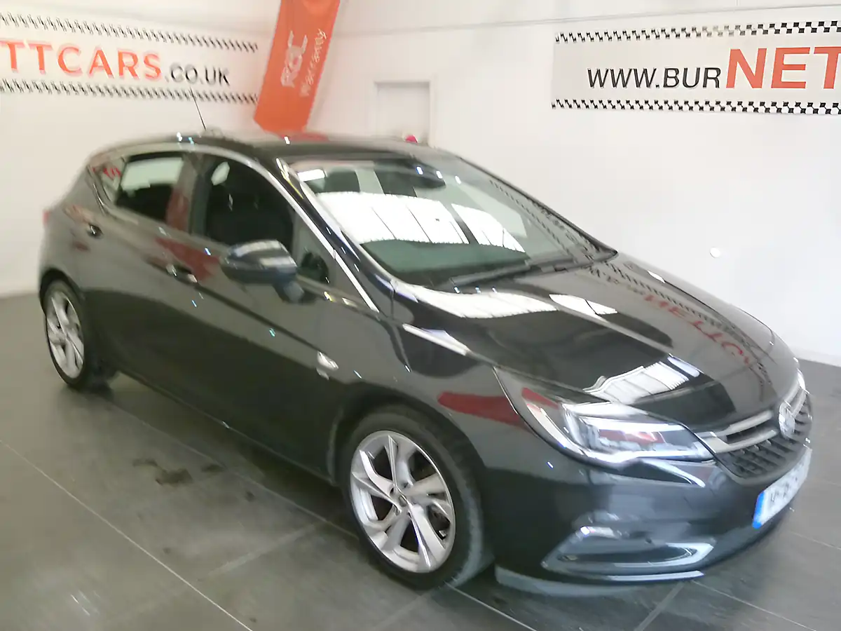 Used 2016 Vauxhall Astra Sri Black - Interior and Exterior details 12