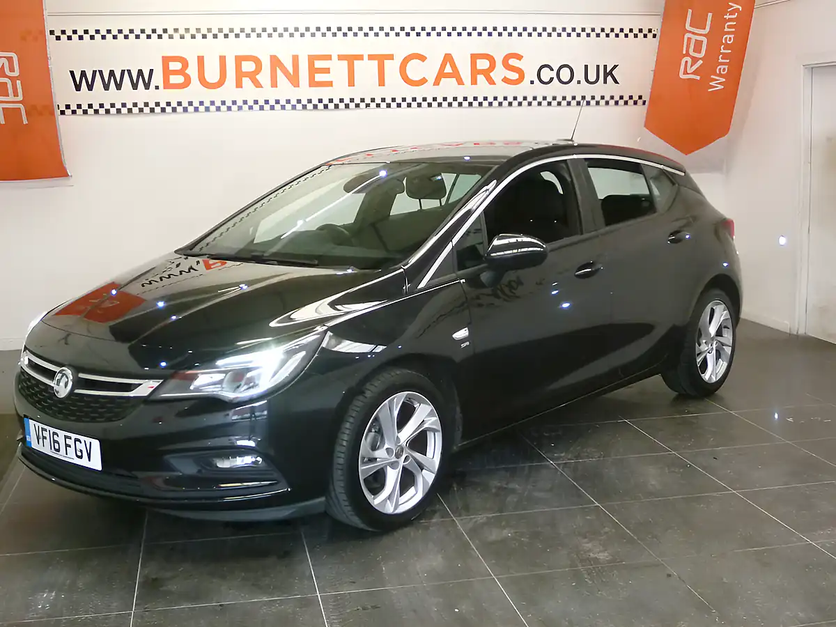 Used 2016 Vauxhall Astra Sri Black - Interior and Exterior details 2