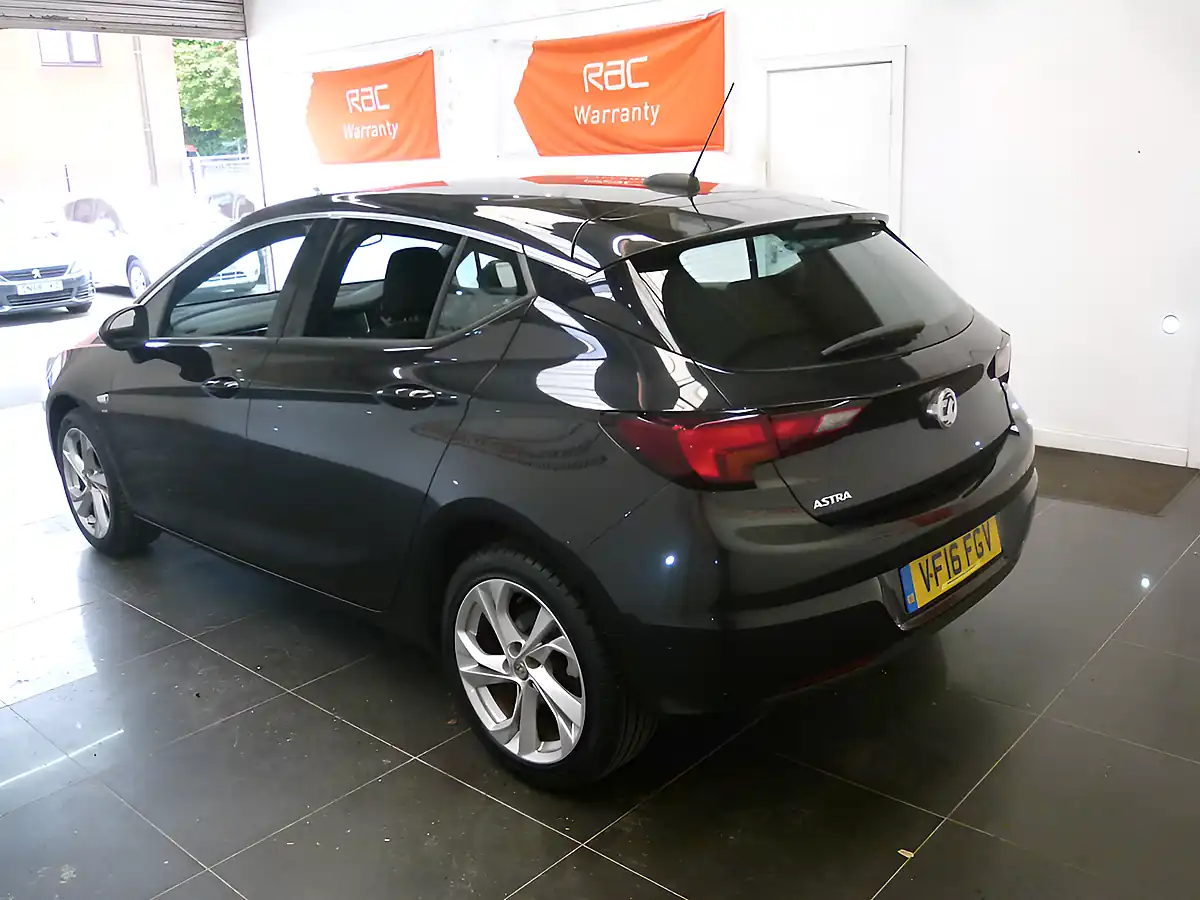 Used 2016 Vauxhall Astra Sri Black - Interior and Exterior details 6