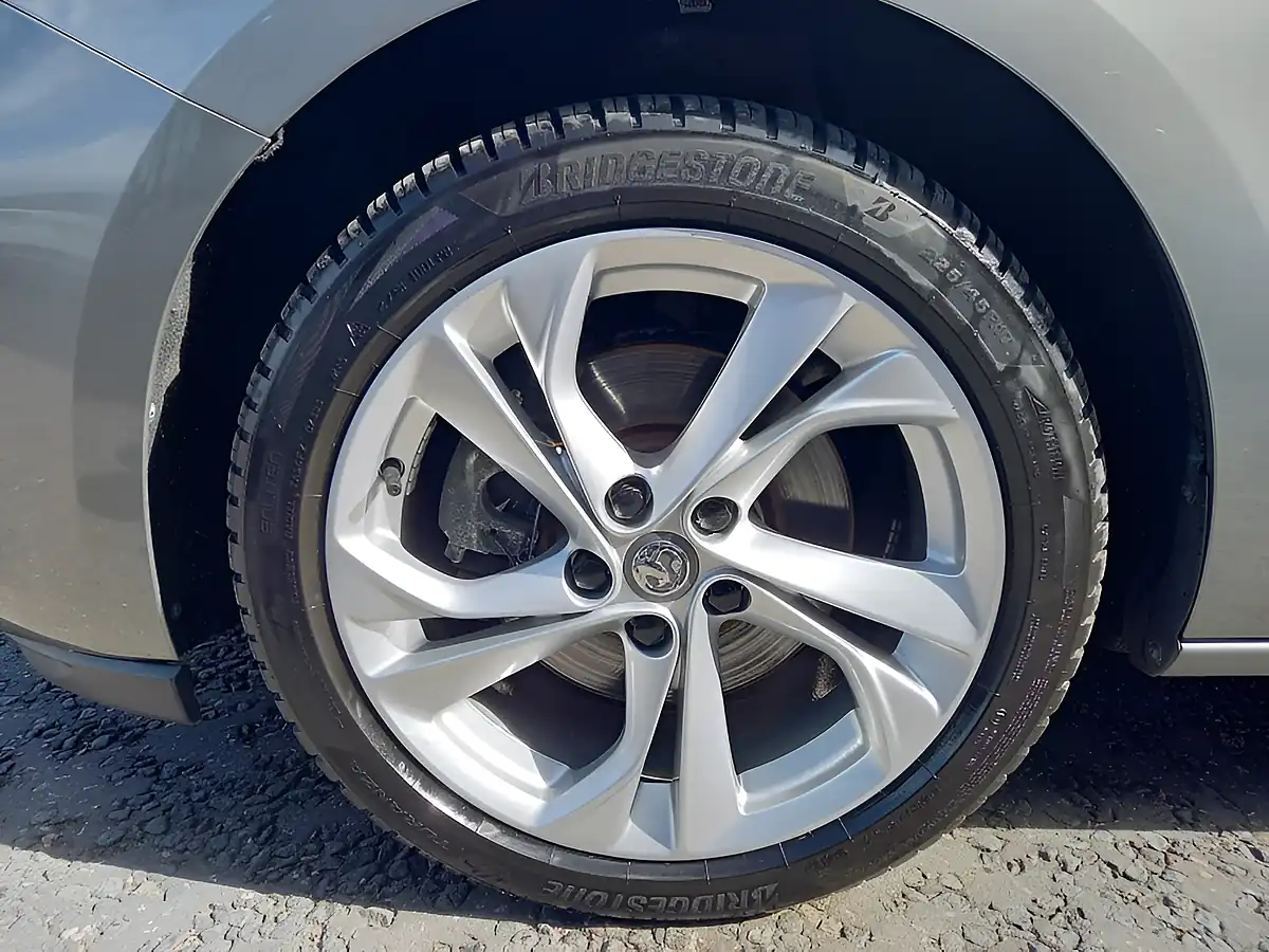 Used 2016 Vauxhall Astra Sri Grey - Interior and Exterior details 10