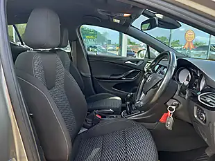 Used 2016 Vauxhall Astra Sri Grey - Interior and Exterior details 12
