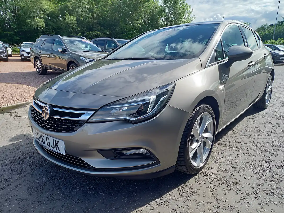 Used 2016 Vauxhall Astra Sri Grey - Interior and Exterior details 3