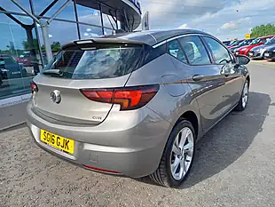 Used 2016 Vauxhall Astra Sri Grey - Interior and Exterior details 8