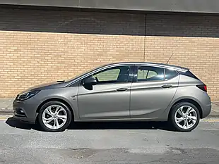 Used 2016 Vauxhall Astra Sri Grey - Interior and Exterior details 6