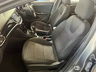 Used 2016 Vauxhall Astra Sri Grey - Interior and Exterior details 9