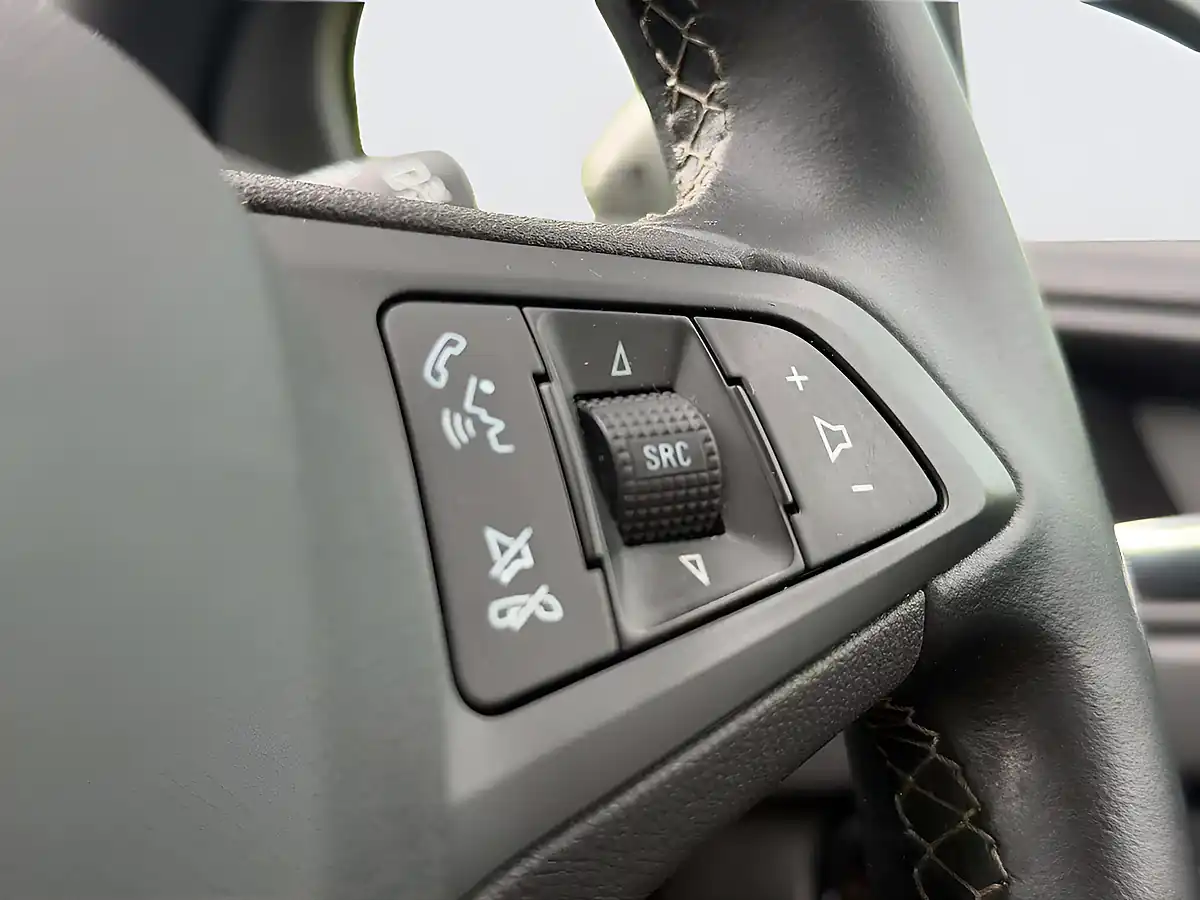 Used 2016 Vauxhall Astra Sri Grey - Interior and Exterior details 15