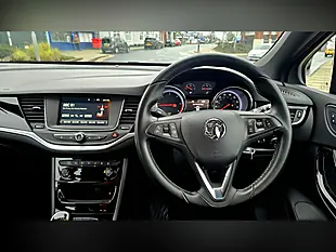 Used 2016 Vauxhall Astra Sri Grey - Interior and Exterior details 14