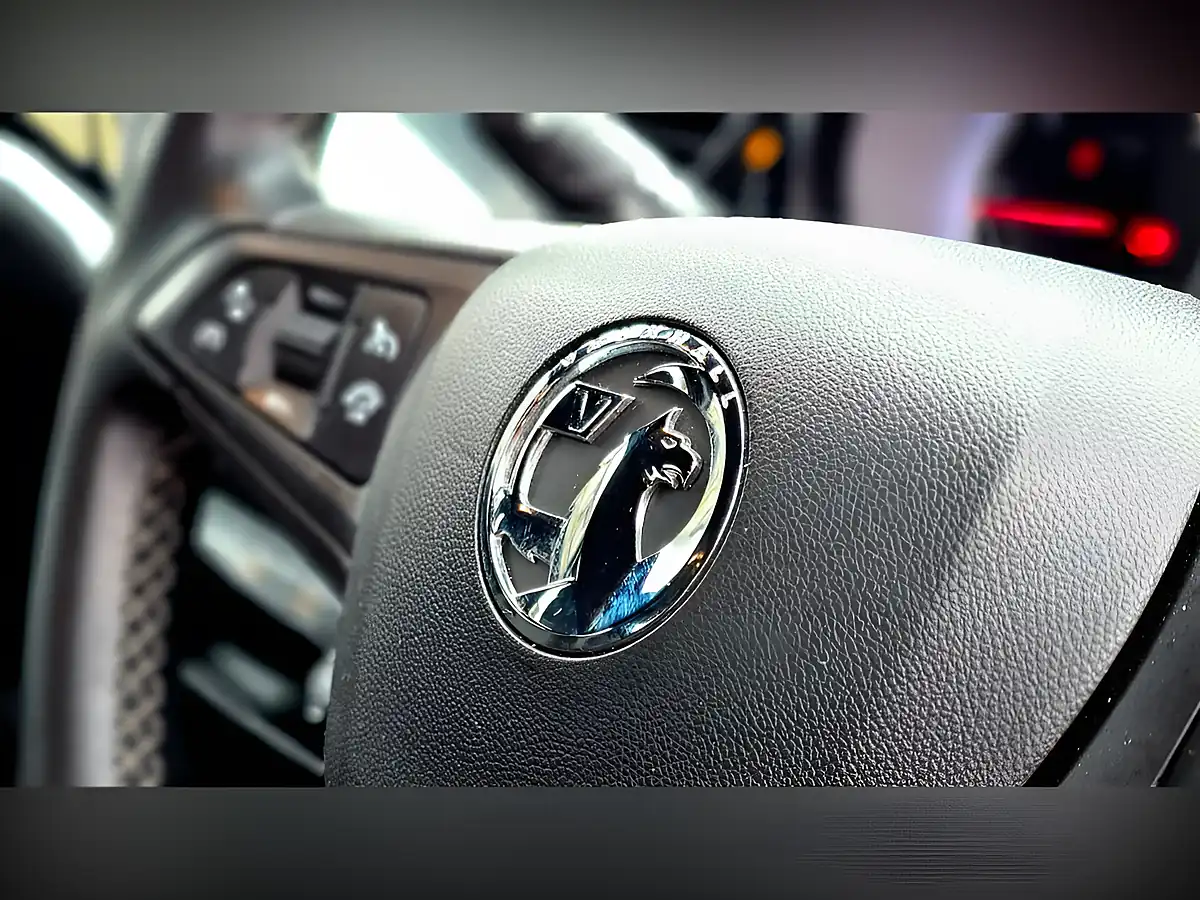 Used 2016 Vauxhall Astra Sri Grey - Interior and Exterior details 19