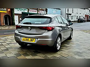 Used 2016 Vauxhall Astra Sri Grey - Interior and Exterior details 3