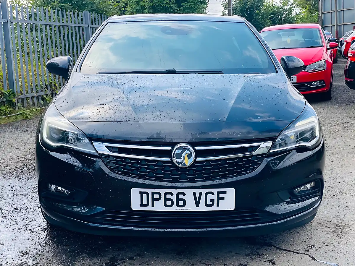Used 2016 Vauxhall Astra Sri Nav Black - Interior and Exterior details 3