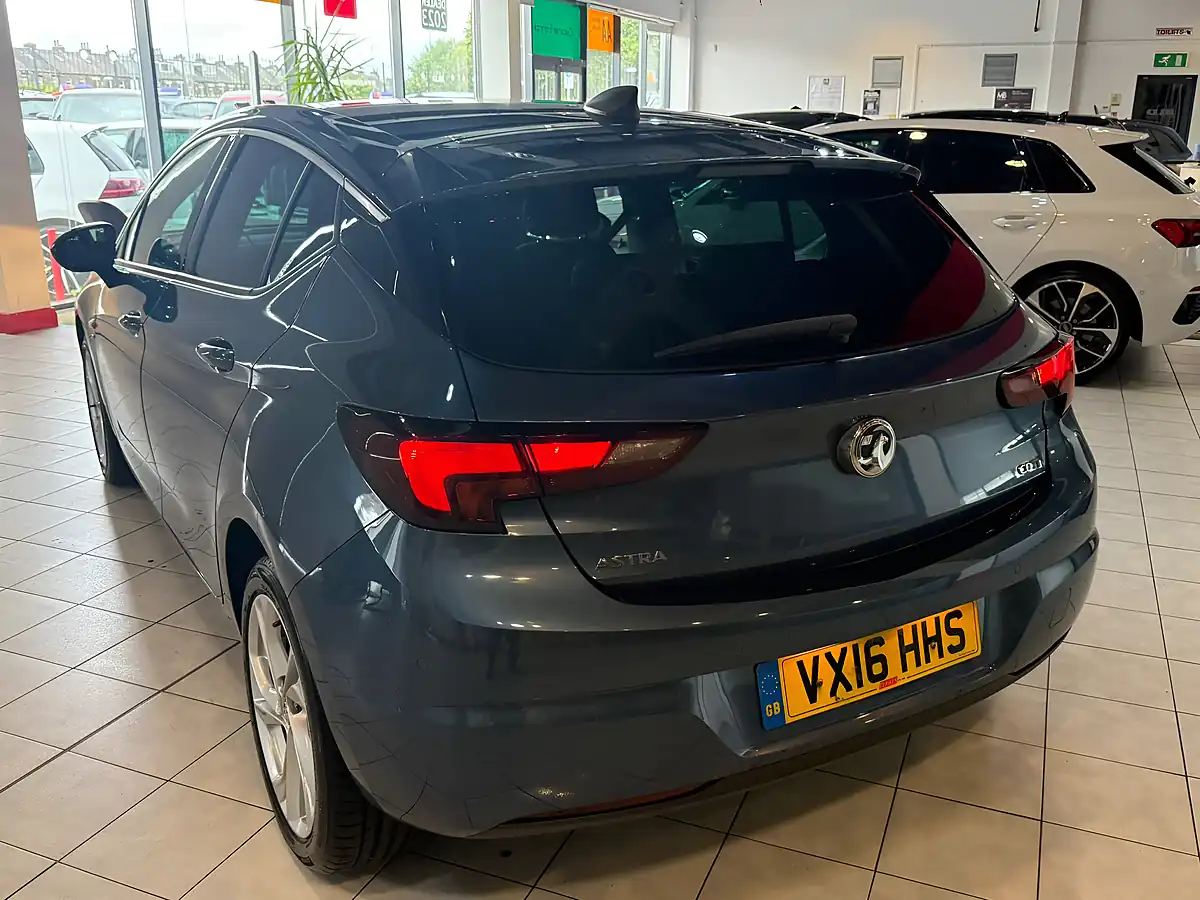 Used 2016 Vauxhall Astra Sri Nav Blue - Interior and Exterior details 7