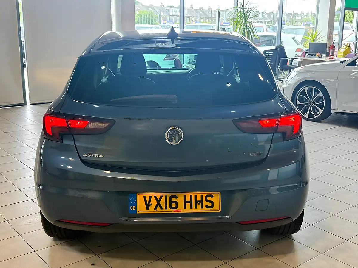 Used 2016 Vauxhall Astra Sri Nav Blue - Interior and Exterior details 9