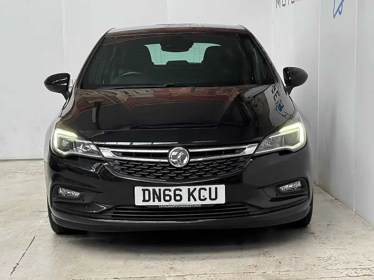 Used 2016 Vauxhall Astra Sri Nav Carbon Black - Interior and Exterior details 2