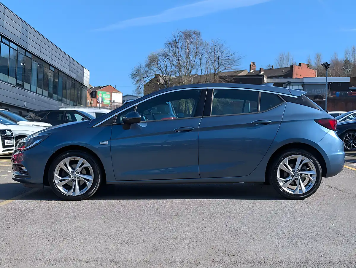 Used 2016 Vauxhall Astra Sri Nav - Interior and Exterior details 6