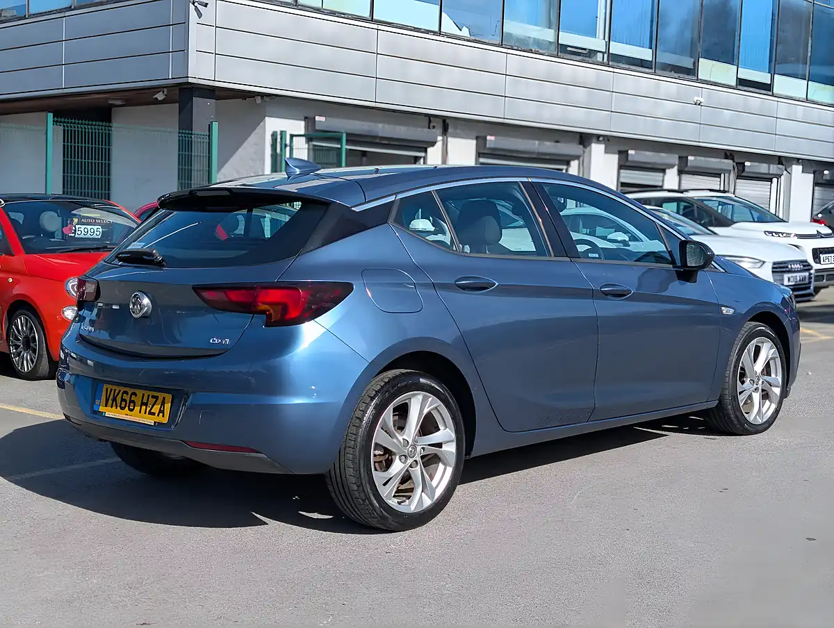 Used 2016 Vauxhall Astra Sri Nav - Interior and Exterior details 9