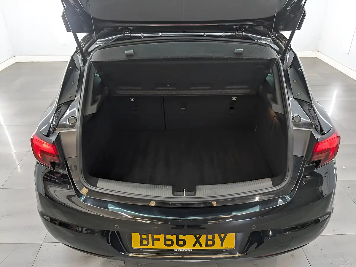 Used 2016 Vauxhall Astra Sri Nav Mineral Black - Interior and Exterior details 17