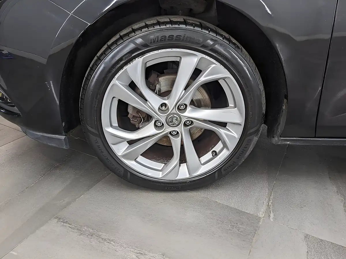 Used 2016 Vauxhall Astra Sri Nav Mineral Black - Interior and Exterior details 6