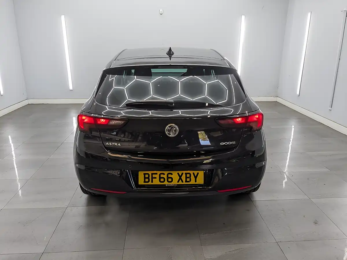 Used 2016 Vauxhall Astra Sri Nav Mineral Black - Interior and Exterior details 8