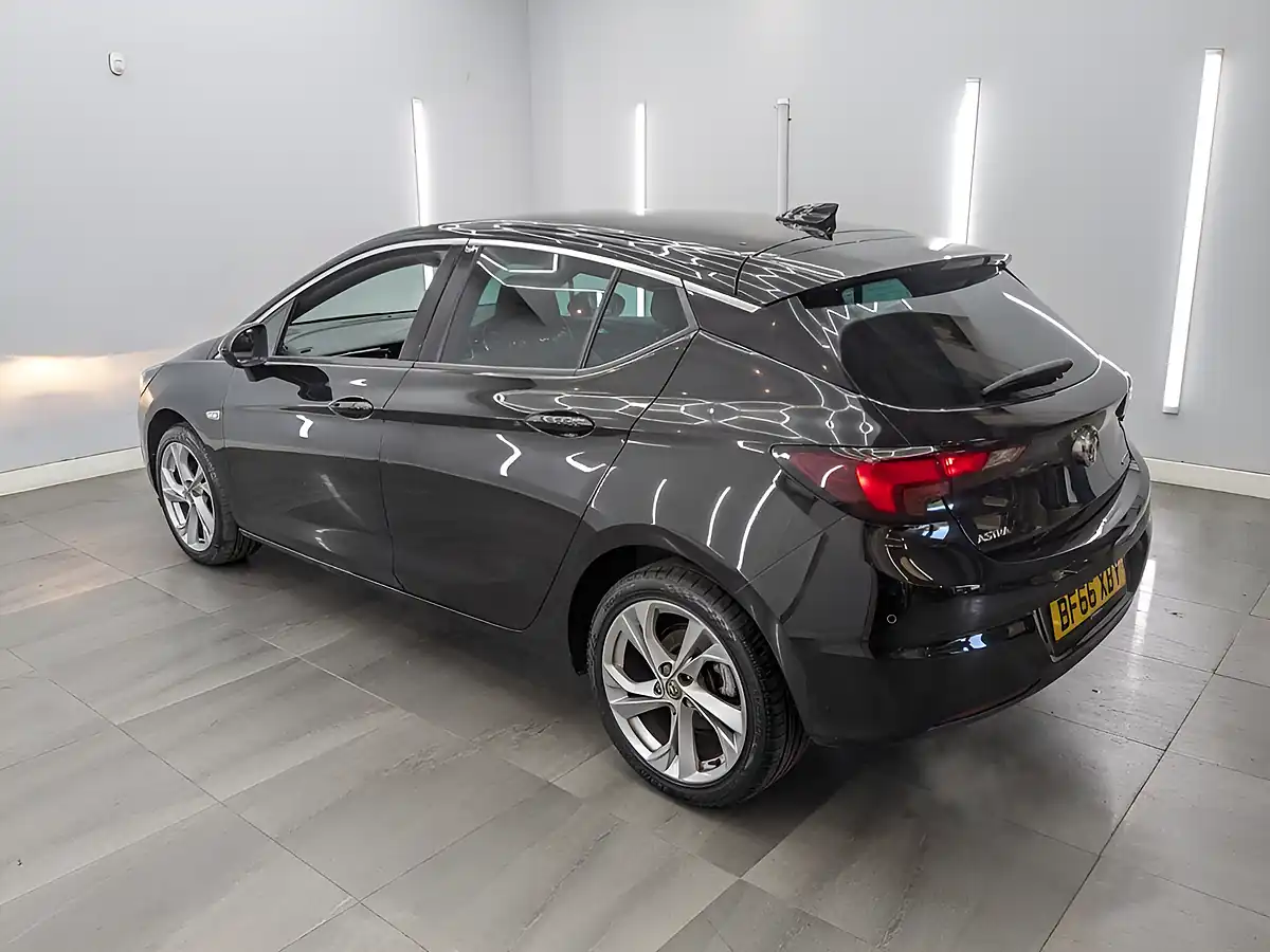 Used 2016 Vauxhall Astra Sri Nav Mineral Black - Interior and Exterior details 9