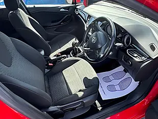 Used 2016 Vauxhall Astra Sri Nav Red - Interior and Exterior details 11